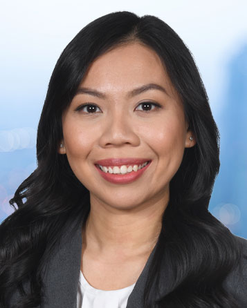 Hoa Nguyen, Professionals